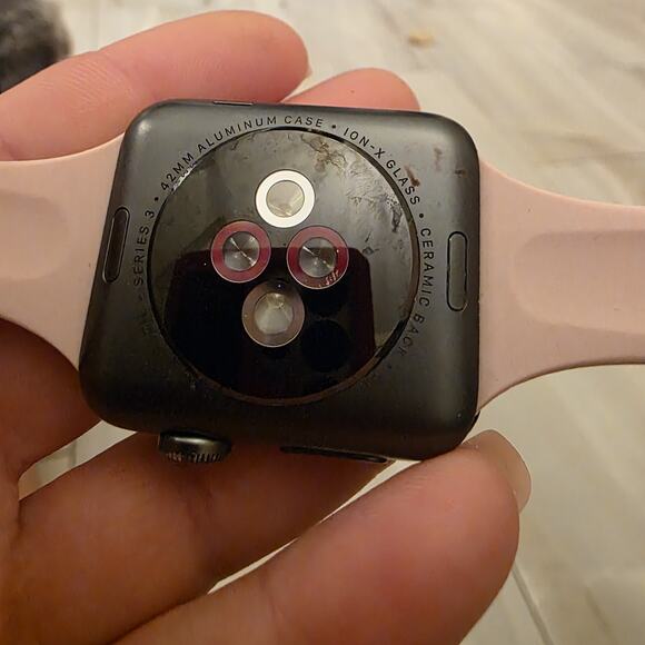 Apple Watch Series 3, 42mm Aluminum Case Ion-X glass Ceramic Back GPS LTE WR-50M - Picture 14 of 16